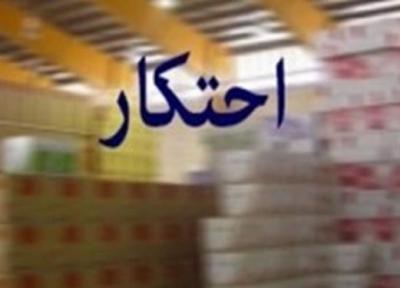 کشف دستکش و ژل ضد عفونی کننده در محدوده خیابان آزادی