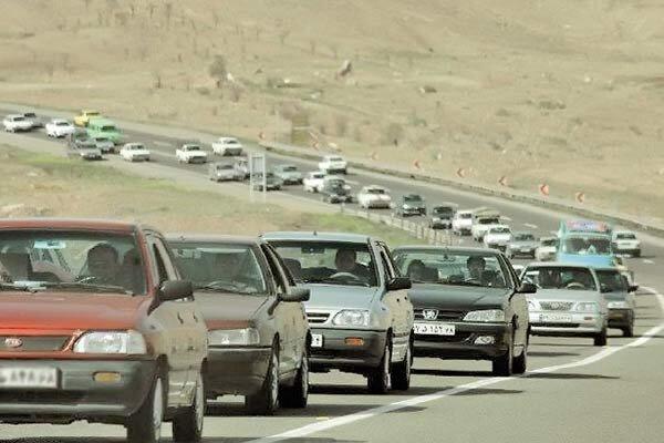 دوباره آغاز شد؛ ترافیک سنگین جاده های منتهی به شمال