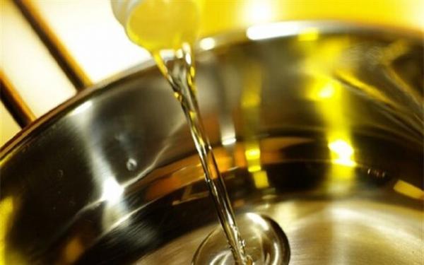 ذخیره سازی بیش از 55 هزار تن روغن خام در بندر امام ذخیره سازی بیش از 55 هزار تن روغن خام در بندر امام