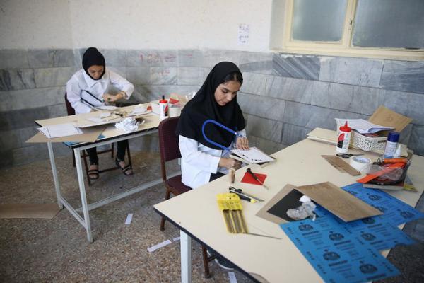 آغاز به کار 10 هنرستان هنرهای زیبا برای دختران و پسران شروع به کار 10 هنرستان هنرهای زیبا برای دختران و پسران