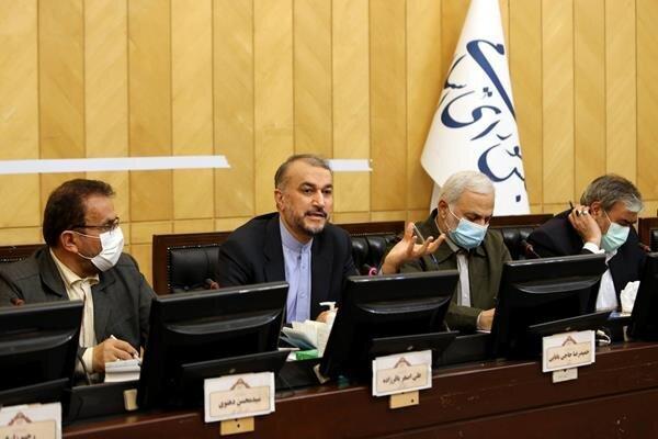 جزئیاتی از جلسه کمیسیون امنیت با امیرعبداللهیان، خطوط قرمز جزئیاتی از جلسه کمیسیون امنیت با امیرعبداللهیان، خطوط قرمز رهبری در مذاکرات نقض نشده است